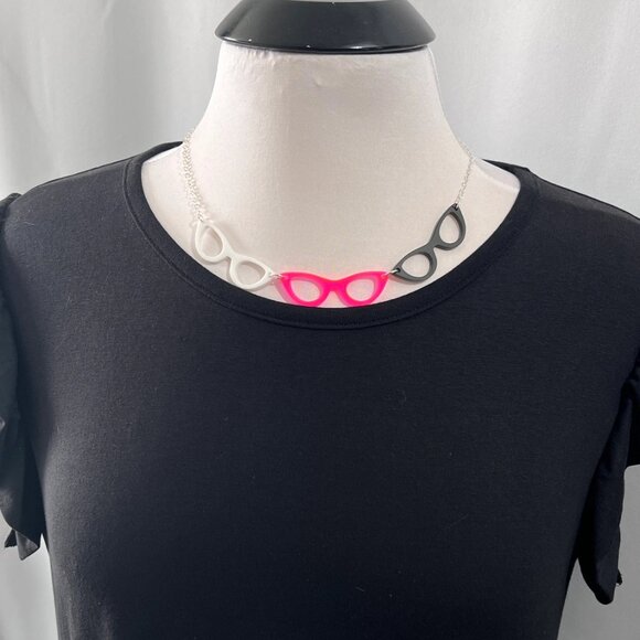 Cateye Glasses Necklace - Picture 3 of 4